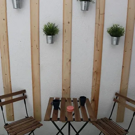Cosy Flat Next To The ! Διαμέρισμα